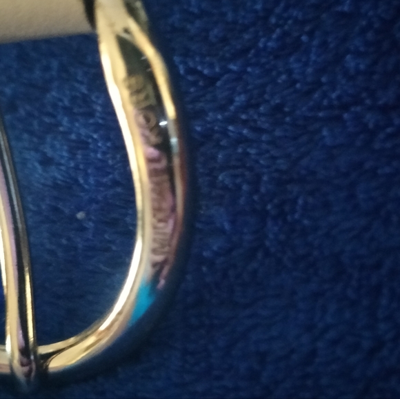 Micheal Kors hibiscus 🌺 flower belt - Picture 3 of 8